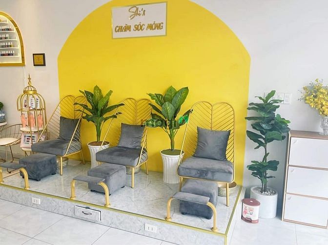 Cho thuê nhà mặt phố Minh Khai DT 70 m2 x 5 tầng, MT 6,5 m,thang máy.