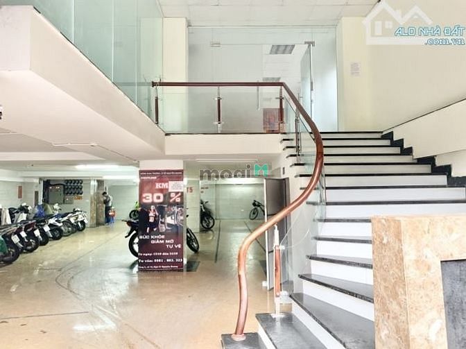 Tết đến xuân về, Cho thuê VP rẻ nhất khu vực Mỹ Đình, DT 220m Giá 32tr