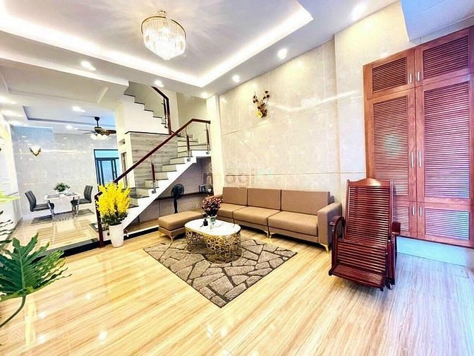 Sở hữu ngay căn nhà Võ Văn Tần, P 6, Quận 3, DT 52m2, giá 3 tỷ 550tr.