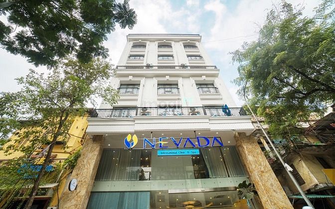 Cho thuê nhà mặt phố TRIỆU VIỆT VƯƠNG,DT 130m2x7 tầng, MT 8m,Gía 300tr