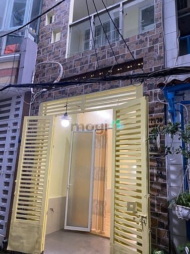 Nhà Nguyễn Cảnh Chân Quận 1-Ô Tô Đỗ Cửa-3 Tầng- Giá 6.5 Tỷ.