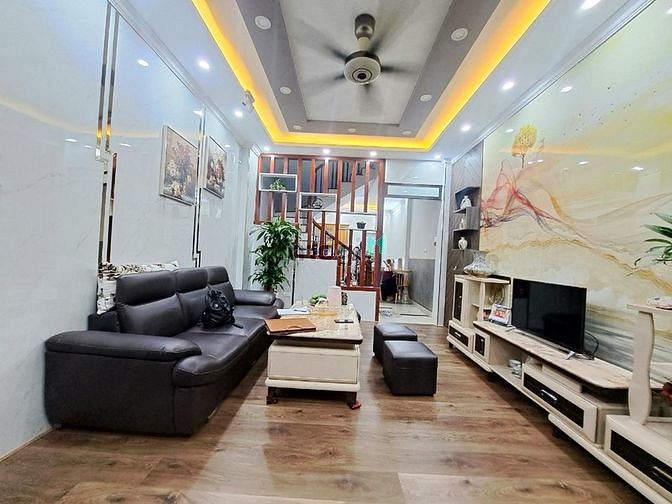 Bán nhà Khương Trung ,oto đỗ cửa ,ngõ thông ,33m x 4 tầng , chỉ 4.3tỷ