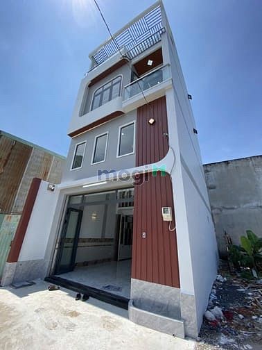 Nhà 1 Trệt 1 Lững 2 Lầu Đường Võ Văn Hát Ngay ĐH Tài Chính Marketting