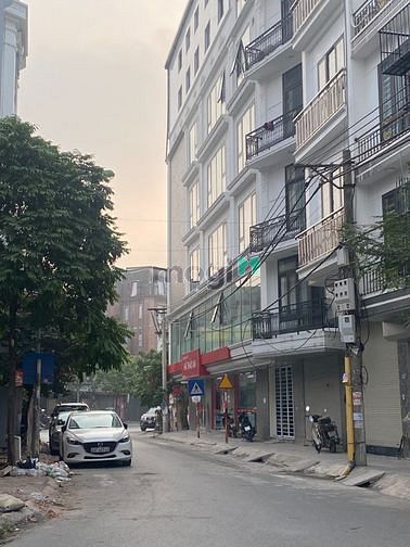 Cho thuê nhà ô tô tránh, kinh doanh phố Nguyễn Tuân DT 60m 5T ,30tr