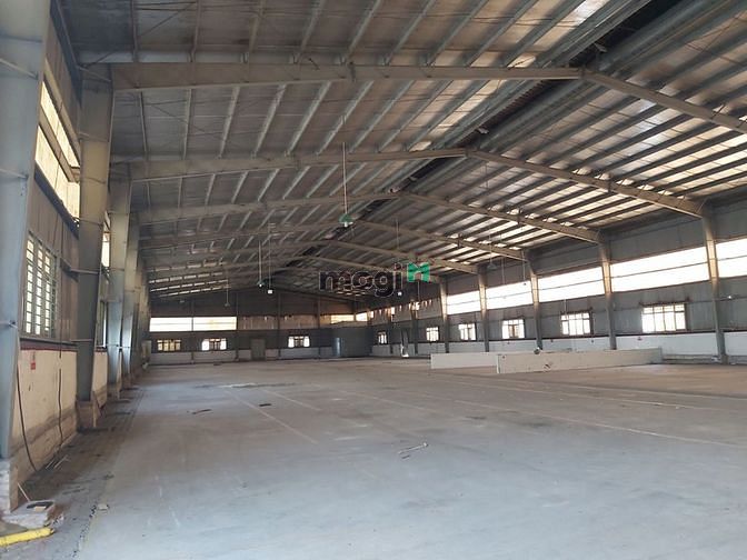 Cho thuê kho xưởng 1400m2 tại đường Lê Thị Bạch Cát, F.11, Quận 11.