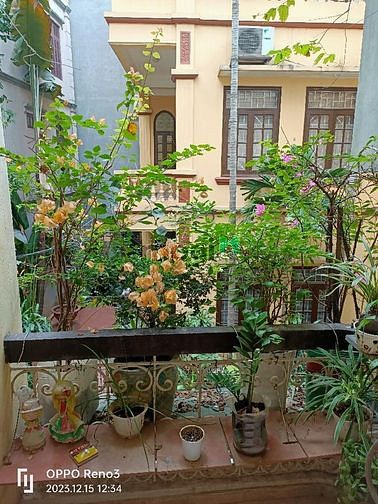 Ba bước ra Hồ Tây, bán đất tặng nhà đường Lạc Long Quân 56m, 6,2 tỷ