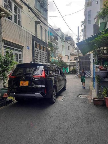 Bán nhà hẻm xe tải kế mặt tiền, gần Trường Chinh 70m2 4 tầng chỉ 9.2 t