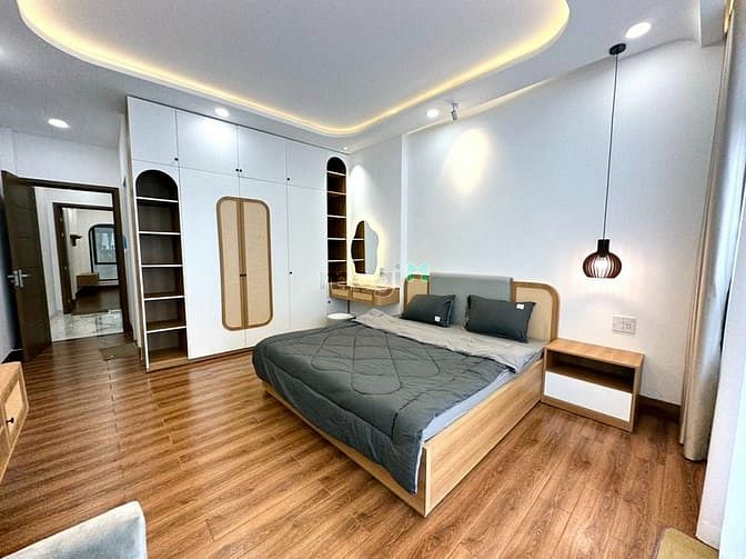Bán nhà 2 Mặt tiền Trương Quốc Dung, Hoàng Diệu Phú Nhuận, 7x19m, H+4L