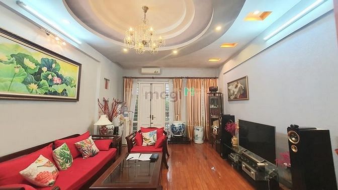 Bán Nhà Phố Nguyễn Chí Thanh. Đống Đa. DT 105M. 5 Tầng. Giá 20 Tỷ
