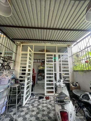 Bán nhà ĐẸP Trung Chánh Hóc Môn, ngay chợ Ngã Ba Bầu, 100m2 chỉ 3.9 tỷ