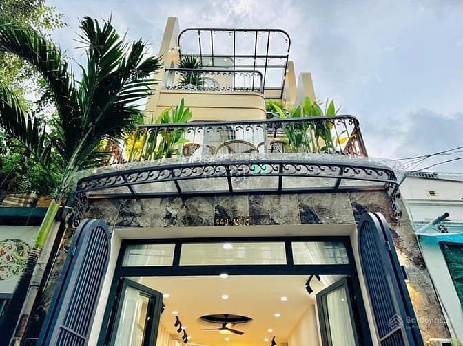 CHỦ BÁN NHÀ GẤP ở đường Hậu Giang,P11,Q6. DT 75m2/2tỷ490, có sổ riêng