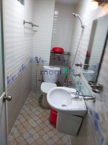 Đường xe tải thông, 4x16, ô tô ngủ trong nhà, Lê Thúc Hoạch