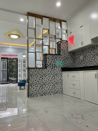 Thua bóng đá bán nhà Đ.Nguyễn Lương Bằng, Q7, 55m2, có sổ hồng riêng