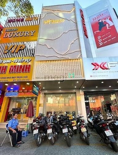 4,2x30m - 4 tầng siêu MT đường 3/2 cho thuê chỉ 38triệu/tháng