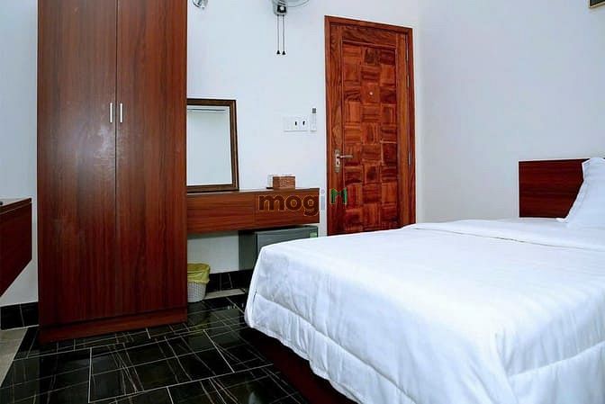 Cần bán Khách Sạn Long Phụng 2, Long Bình, Thủ Đức, Giá 35 tỷ