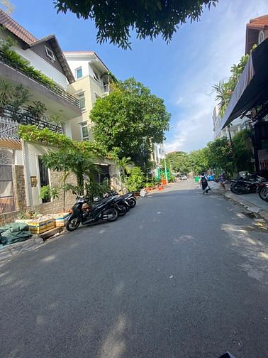 Cho thuê nhà tại Hoa Mai, Phường 2, Phú Nhuận. 8x16m. Giá chỉ 70tr!!!