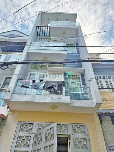 Nhà bán hẻm 418/ Lê Văn Qưới, DT: 4 x 12.5m, 2 lầu, ST. Giá: 6.2 tỷ.