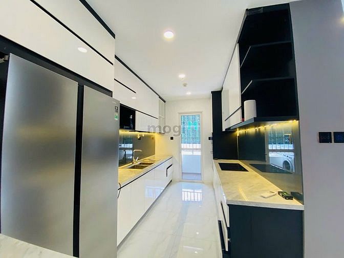 định cư nước ngoài cần bán gấp 162m2 3pn3wc full nội thất cao cấp