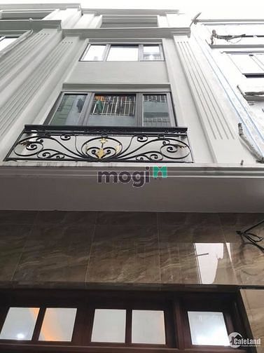 Cho thuê nhà ngõ 80 trần duy hưng 60m x4T ngõ ô tô