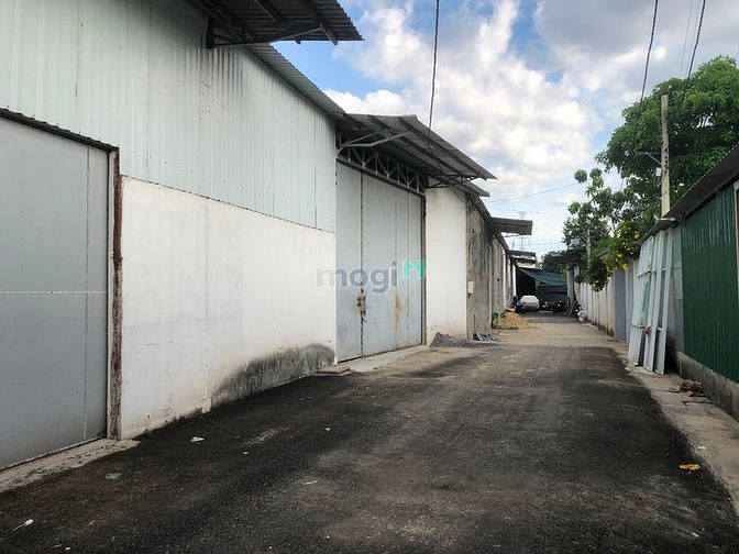 Kho xưởng cho thuê 300m2 ngã tư Ga Quận 12
