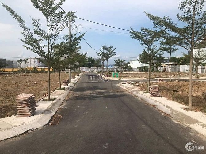 Đất nền MT tại đường Lâm Quang Ký Quận2 giá sốc 2 tỷ 850 DT 120m2 SHR