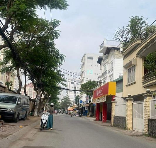 Nhà mới ở ngay, Lâm Văn Bền, đường xe hơi thênh thang, chỉ hơn 9 tỷ