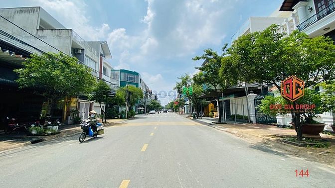 Đất bán đường D9 KDC D2D sổ riêng 1 đời chủ giá tốt 16 tỷ trục đẹp