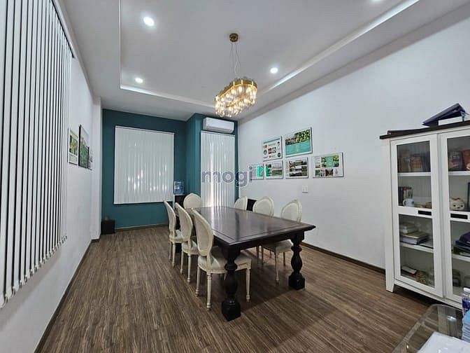 Căn góc, mặt tiền Âu Cơ, Tân Phú nhỉnh 160 triệu/m2 232m2(7.9x31m)
