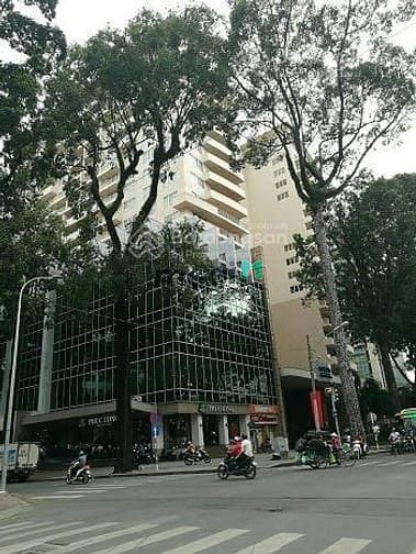 Góc 2 MT Cách Mạng Tháng 8, Quận 3 - 18x42m - 5000m2 - 2 hầm 12 tầng