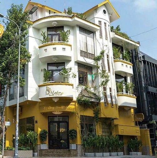 Biệt thự Góc 3 mặt tiền đường Phan Văn Trị , Phường 7, Gò Vấp