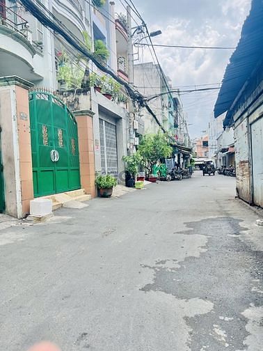 Bán nhà Tân Bình nhỉnh 3 tỷ mua ngay còn kịp.