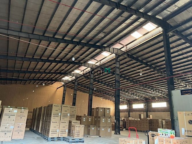 Cho thuê kho xưởng 2000m2 đường QL 14B có pccc tự động