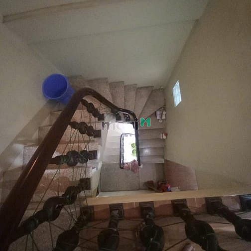Cần bán nhà Hiếm Ngõ Tô Hiệu DT 40m2x 4 tầng giá 6.9 tỷ