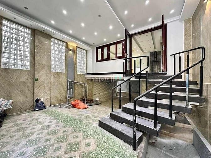 Mặt tiền, Biệt thự ngay NGUYỄN VĂN TRỖI 70m2, 5 TẦNG, 8PN, nhỉnh 14 tỷ