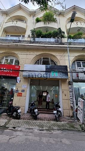 Bán Nhà Mặt Phố Nguyễn Văn Trỗi. KĐT Mỗ Lao Hà Đông. DT 68M2.Giá 15 Tỷ