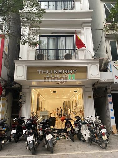 Mặt phố Ô Chợ Dừa - Trung tâm ăn uống Đống Đa cực sầm uất