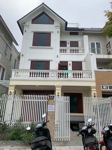 Cho thuê BT KĐT Thành Phố Giao Lưu, Bắc Từ Liêm. DT 170m, 4 tầng, hoàn