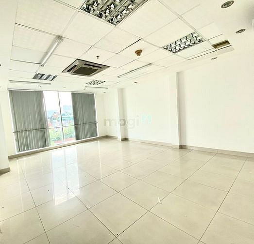 Cho thuê văn phòng 30m2 mặt tiền Bình Thạnh