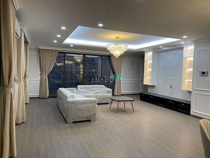 Bán căn hộ tập thể ngõ 57 Láng Hạ giá 2.4 tỷ 135m2 4PN2WC 3 tầng