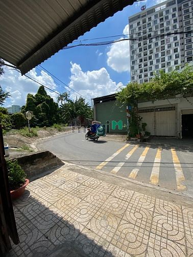 Cho thuê kho chứa hàng giá rẻ xe tải lớn lưu thông được