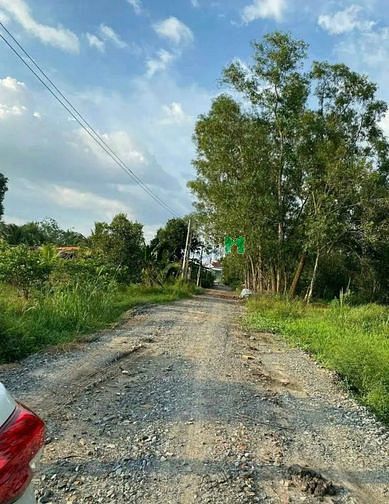 Đất rẻ hậu dài Trường Đông-Hòa Thành, Đường 4m. Dt 5,5x100m. thổ cư 50