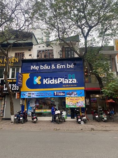 Mặt tiền Hồ Tùng Mậu - Trung tâm thời trang Cầu Giấy