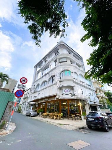 Góc 2 Mặt Tiền Nguyễn Thị Minh Khai, Quận 3 (6x42) 4 Tầng Thang Máy