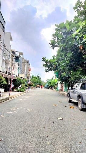 CHDV Đỗ Xuân Hợp, Phước Long B, 127m2, ngang 7m, thu nhập 420tr/năm.