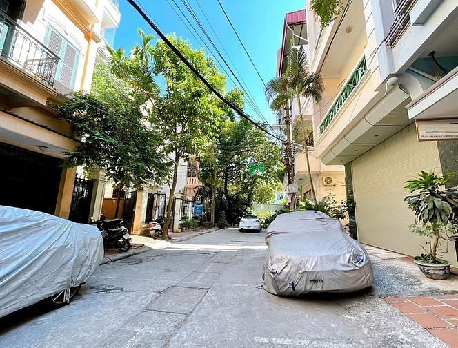 Phân lô Duy Tân, Cầu Giấy gần bãi đỗ xe. 60m2 6T Thang máy, Gara ô tô