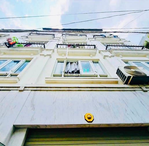 Bán nhà CHDV 5 tầng 55/108/42 Nguyễn Văn Công P3 Gò Vấp (TN 30 triệu/t