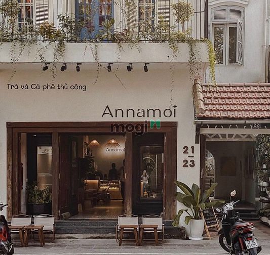 Mặt tiền phố cổ Nguyễn Hữu Huân - Khu kinh doanh F&B đông đúc