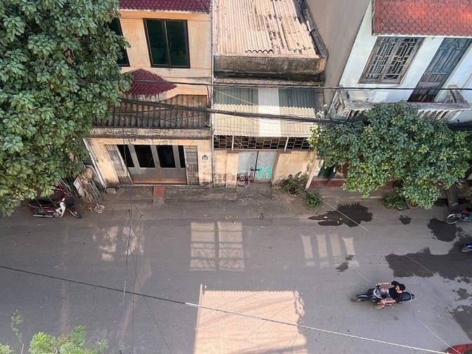 + Đức Giang -Long Biên . +Diên tích 44m2-4 tầng -Mặt tiền 4m giá  chào