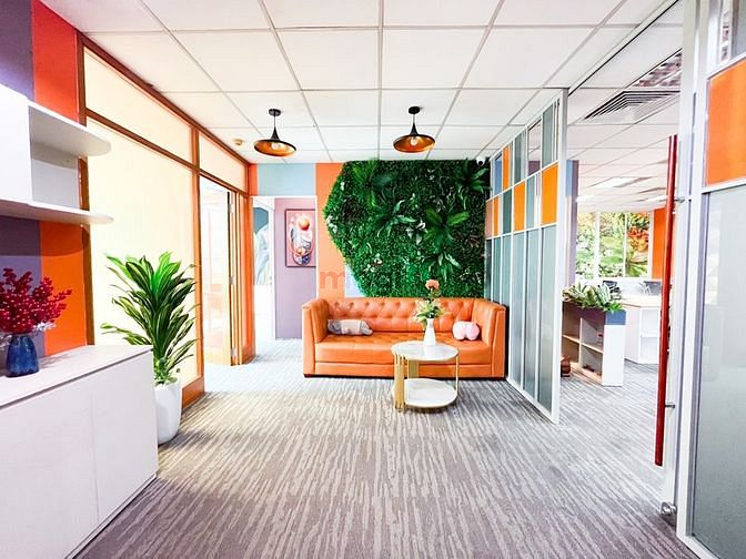 VP 150m2 Điện Biên Phủ -BT, ngăn sẵn phòng họp, kính, phòng GĐ giá tốt
