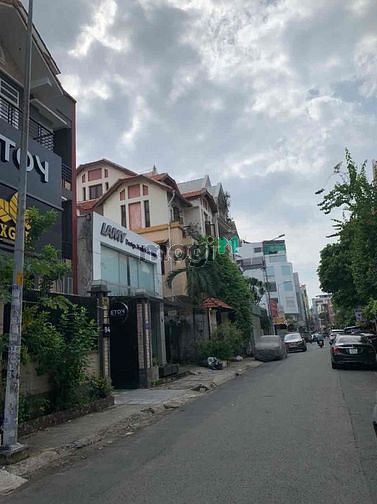 Cho thuê biệt thự mặt tiền đường Cù Lao, P.2, Q.Phú Nhuận